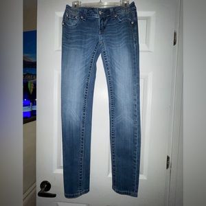 Miss Me skinny jeans